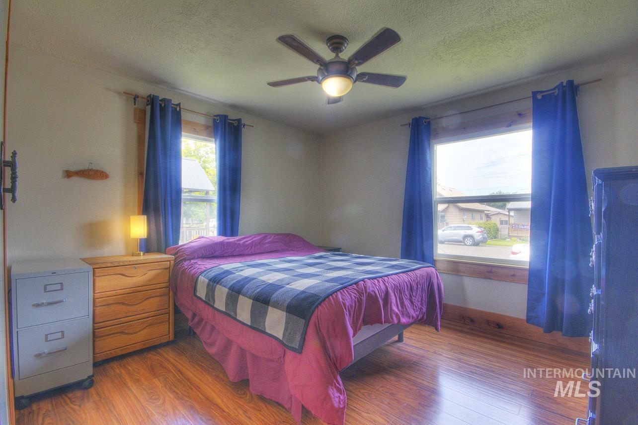 351 W Main Street South, Vale, Oregon 97918, 4 Bedrooms, 2 Bathrooms, Residential For Sale, Price $305,000,MLS 98992786