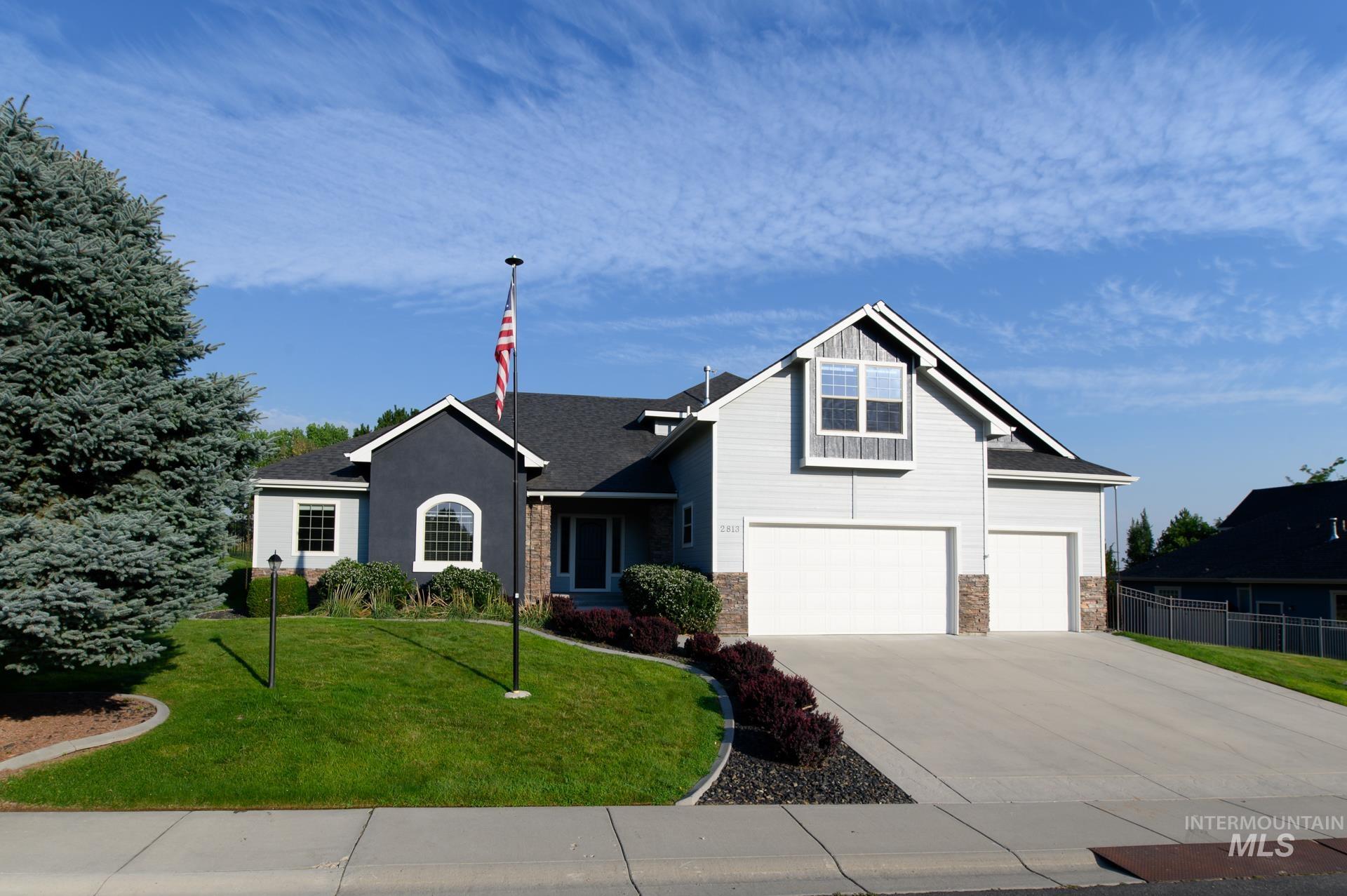 2813 S Bayhill Ct, Nampa, Idaho 83686, 3 Bedrooms, 3 Bathrooms, Residential For Sale, Price $589,000, 98992787