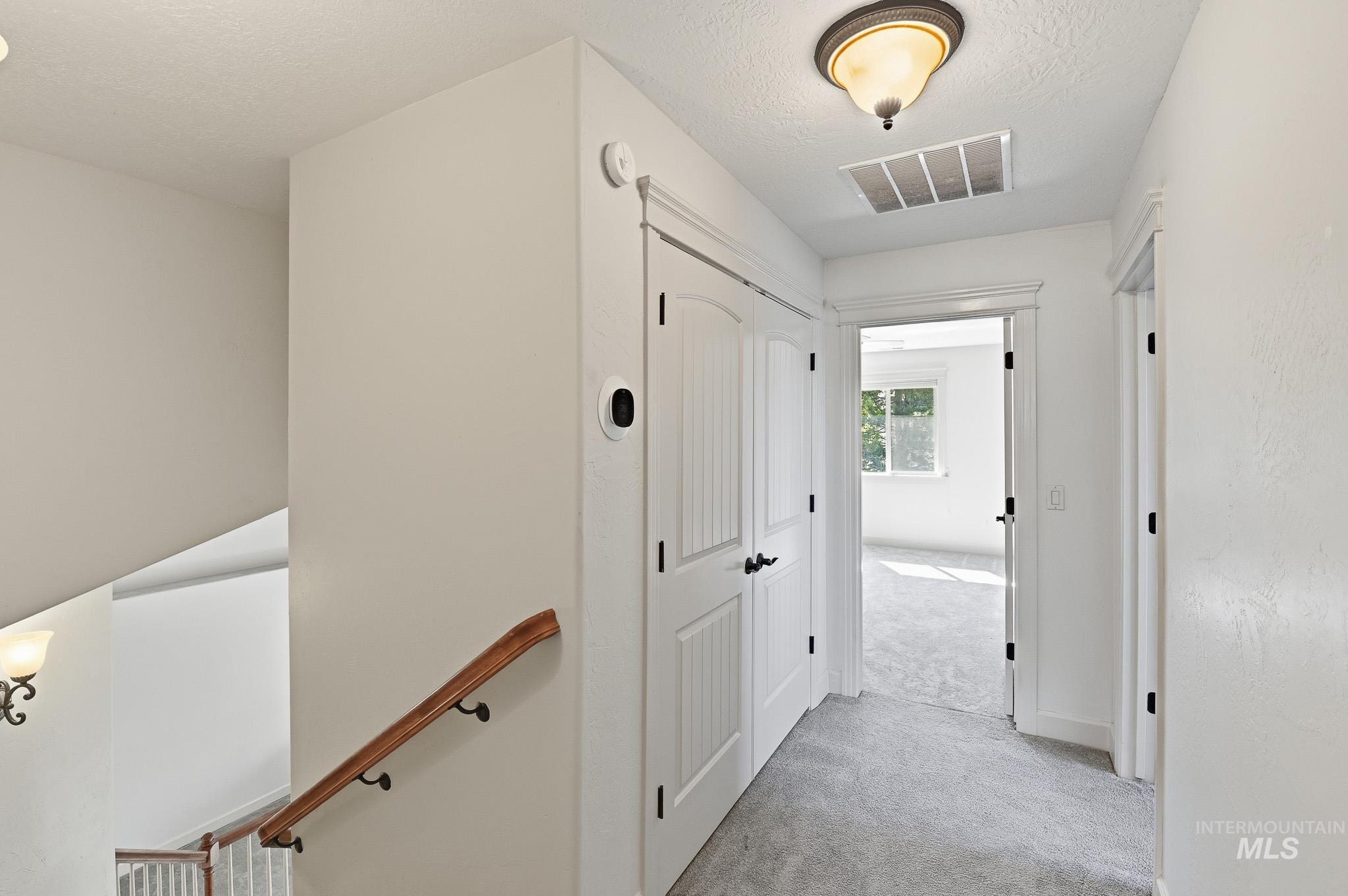 2813 S Bayhill Ct, Nampa, Idaho 83686, 3 Bedrooms, 3 Bathrooms, Residential For Sale, Price $589,000, 98992787