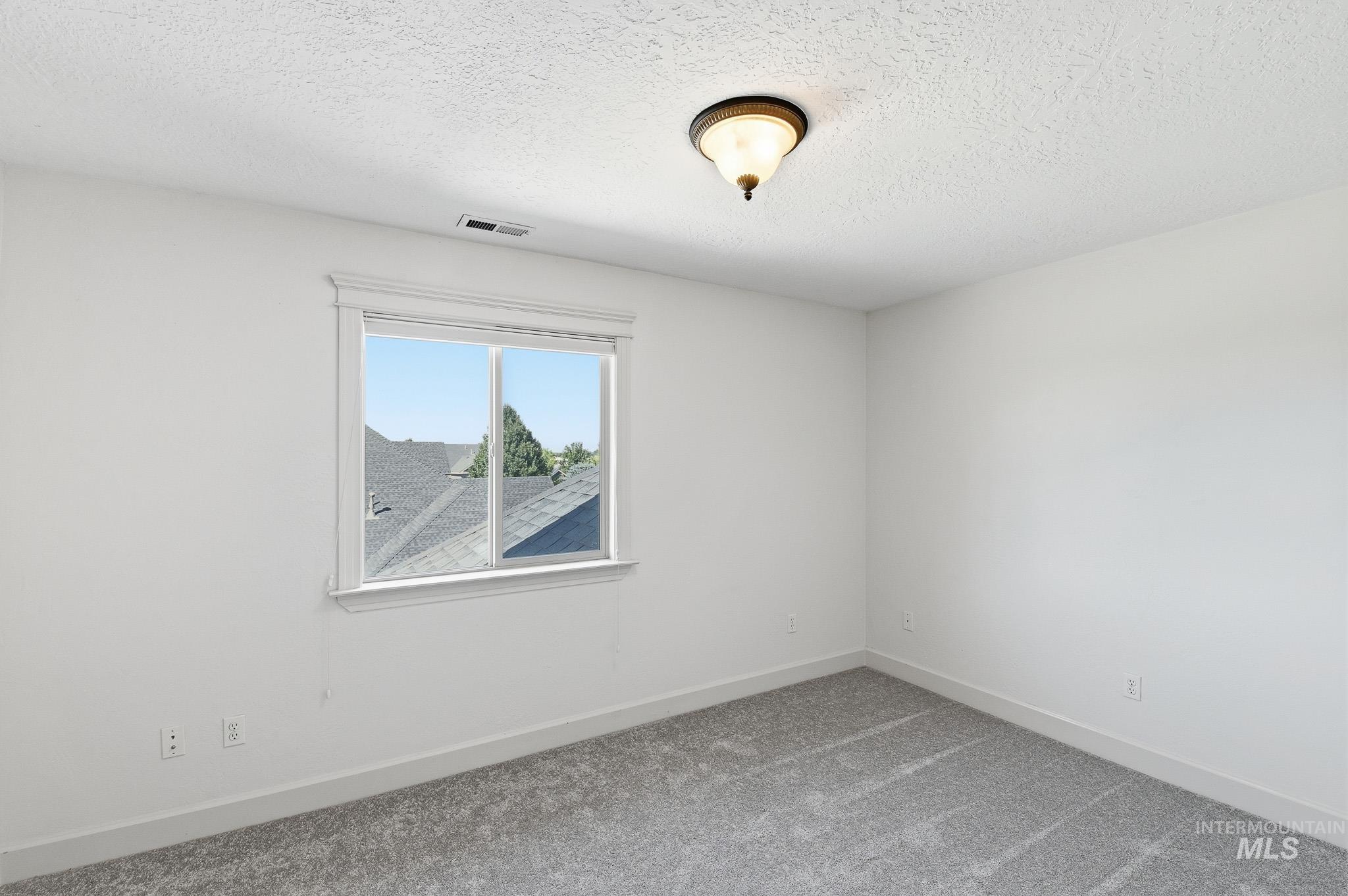 2813 S Bayhill Ct, Nampa, Idaho 83686, 3 Bedrooms, 3 Bathrooms, Residential For Sale, Price $589,000, 98992787