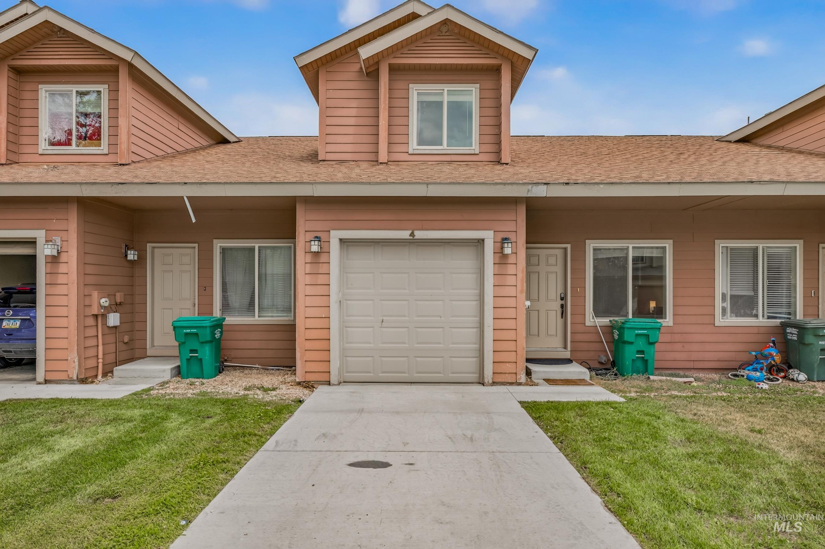 34 Mangum Circle, Donnelly, Idaho 83615, 3 Bedrooms, 2 Bathrooms, Residential For Sale, Price $365,000,MLS 98992790