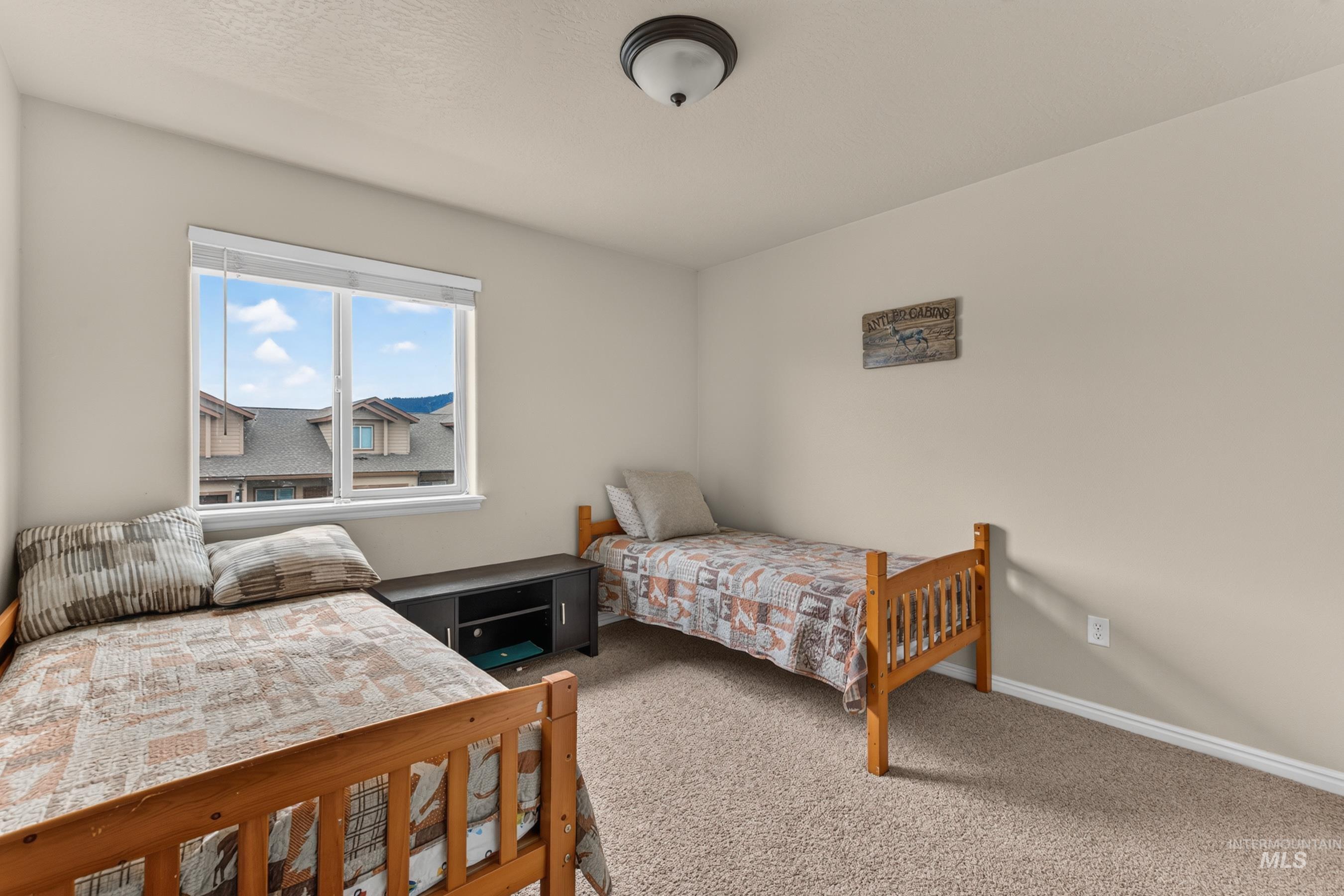 34 Mangum Circle, Donnelly, Idaho 83615, 3 Bedrooms, 2 Bathrooms, Residential For Sale, Price $365,000,MLS 98992790