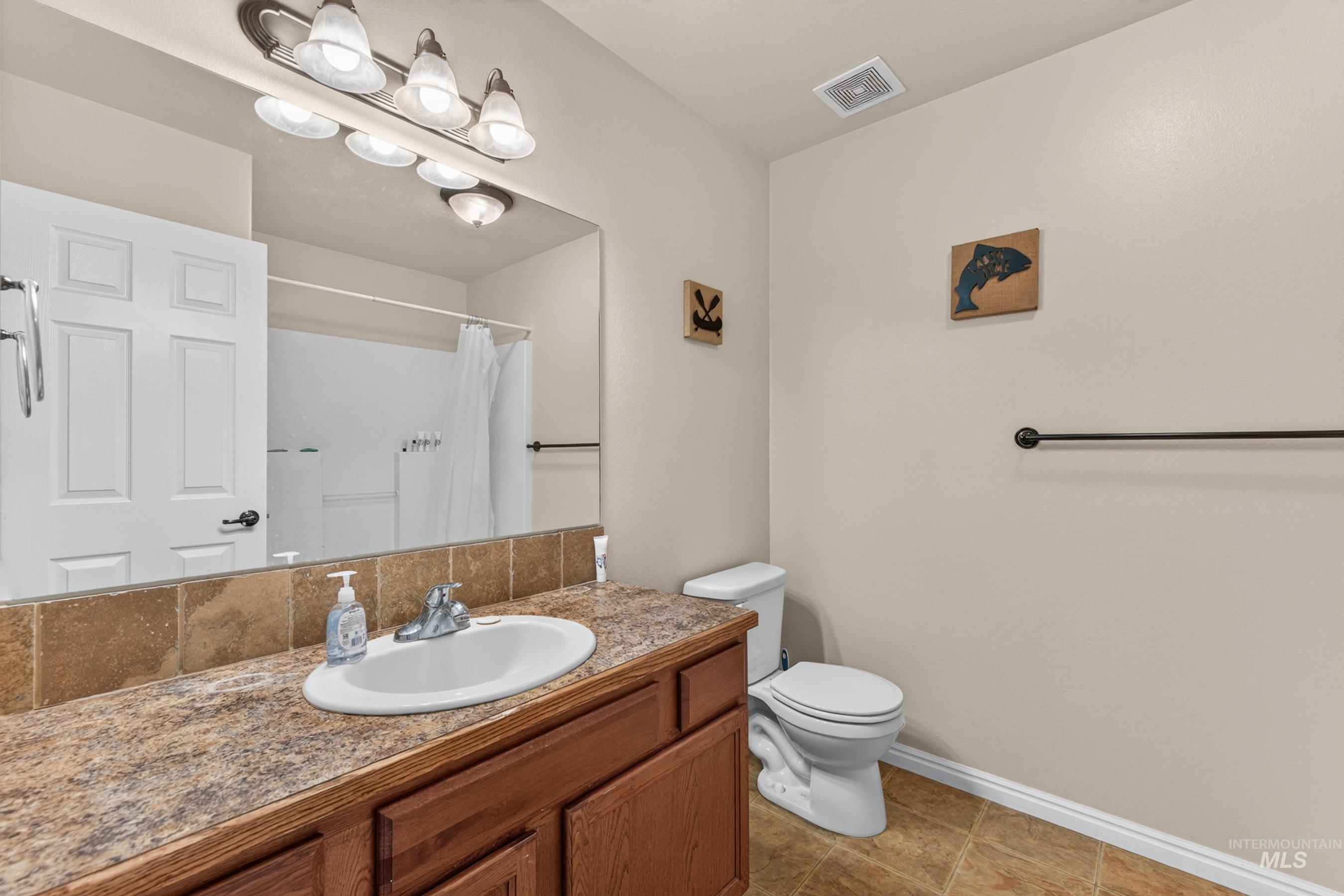 34 Mangum Circle, Donnelly, Idaho 83615, 3 Bedrooms, 2 Bathrooms, Residential For Sale, Price $365,000,MLS 98992790