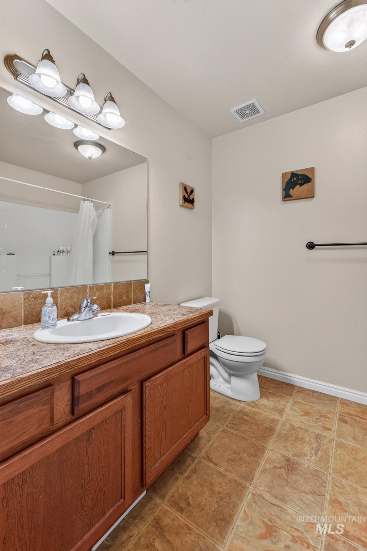 34 Mangum Circle, Donnelly, Idaho 83615, 3 Bedrooms, 2 Bathrooms, Residential For Sale, Price $365,000,MLS 98992790