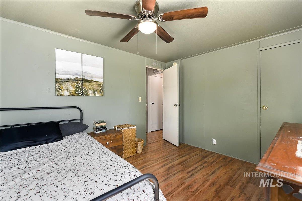 951 W Avalon, Kuna, Idaho 83634, 3 Bedrooms, 2 Bathrooms, Residential For Sale, Price $115,000, 98992792