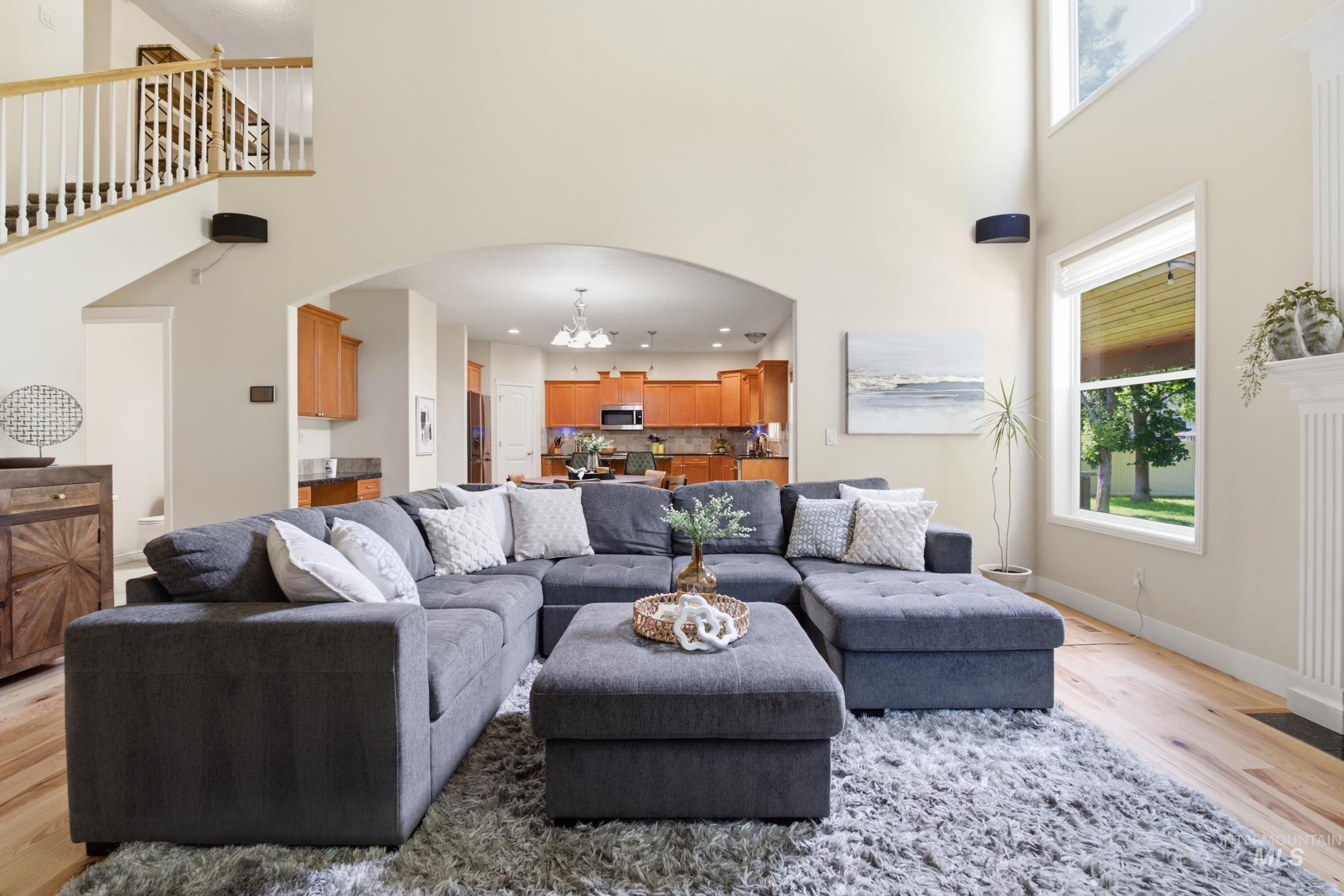 10980 W Greyling Dr., Boise, Idaho 83709, 4 Bedrooms, 2.5 Bathrooms, Residential For Sale, Price $750,000,MLS 98992800