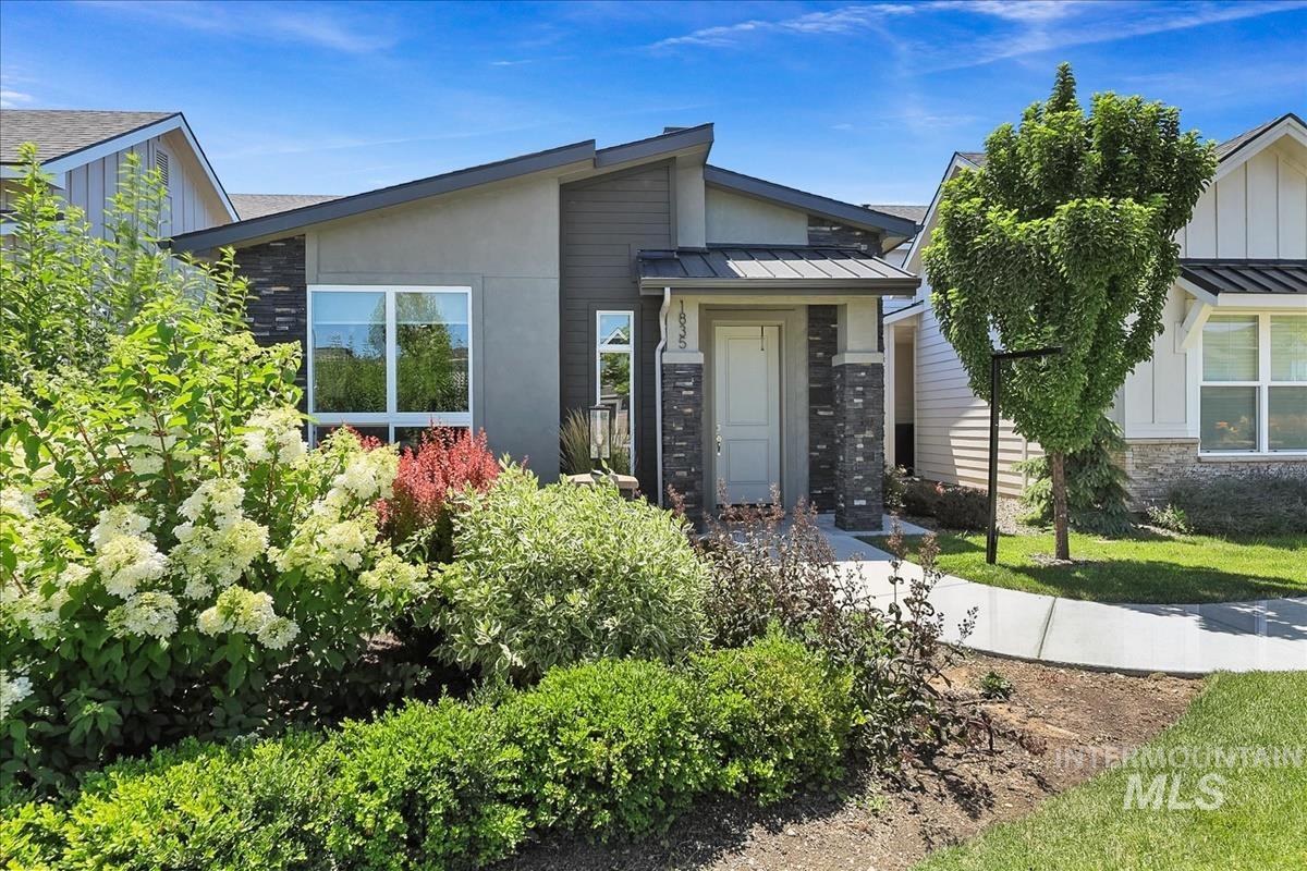 1835 E Knobcone Dr., Meridian, Idaho 83642, 4 Bedrooms, 2.5 Bathrooms, Residential For Sale, Price $567,900,MLS 98992803