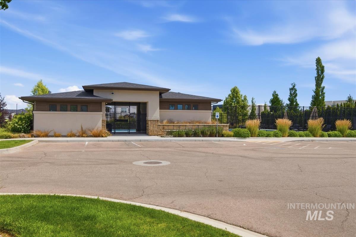 1835 E Knobcone Dr., Meridian, Idaho 83642, 4 Bedrooms, 2.5 Bathrooms, Residential For Sale, Price $567,900,MLS 98992803