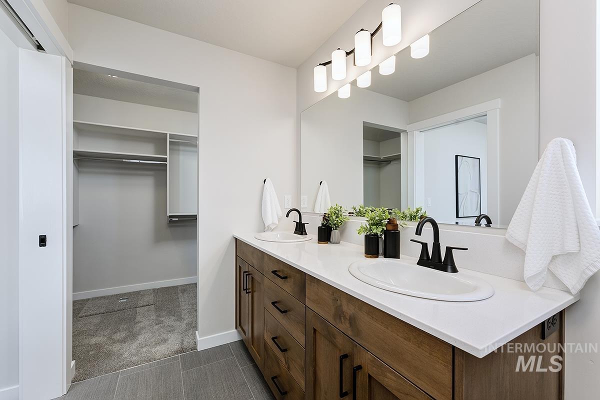 1712 E Hadler St., Meridian, Idaho 83642, 3 Bedrooms, 2 Bathrooms, Residential For Sale, Price $447,800, 98992804