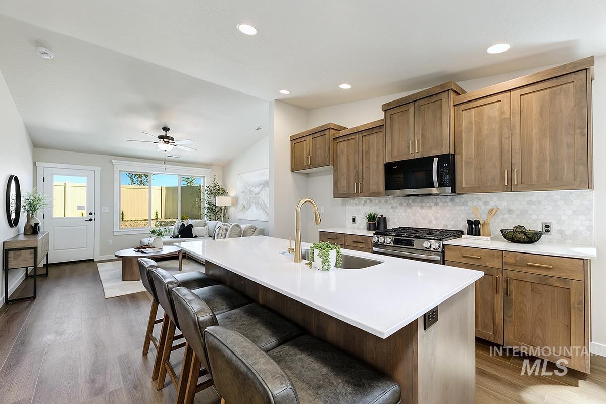 1712 E Hadler St., Meridian, Idaho 83642, 3 Bedrooms, 2 Bathrooms, Residential For Sale, Price $447,800, 98992804