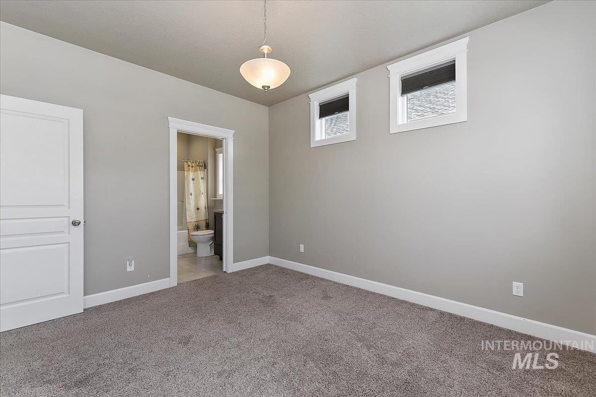 1484 E Summerplace St., Meridian, Idaho 83646, 3 Bedrooms, 2.5 Bathrooms, Residential For Sale, Price $524,000,MLS 98992805