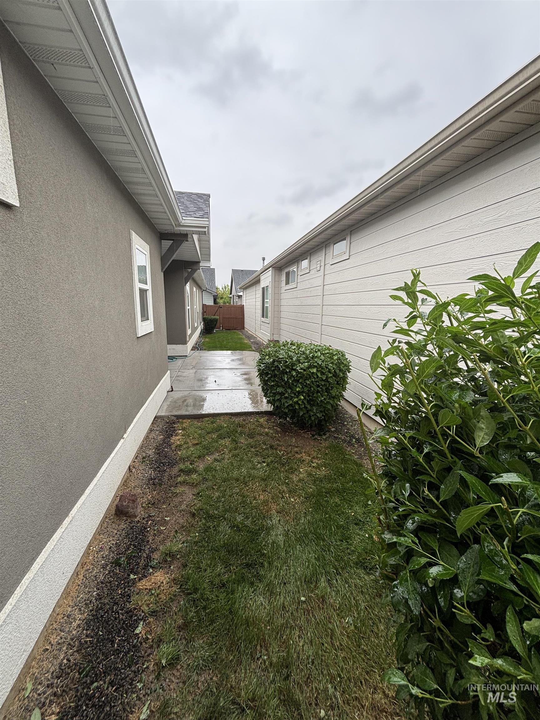 1484 E Summerplace St., Meridian, Idaho 83646, 3 Bedrooms, 2.5 Bathrooms, Residential For Sale, Price $539,000, 98992805