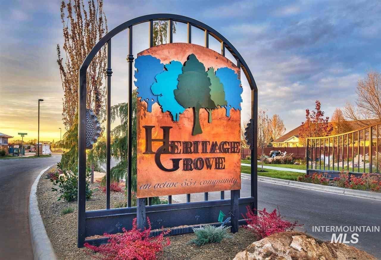 1484 E Summerplace St., Meridian, Idaho 83646, 3 Bedrooms, 2.5 Bathrooms, Residential For Sale, Price $524,000,MLS 98992805