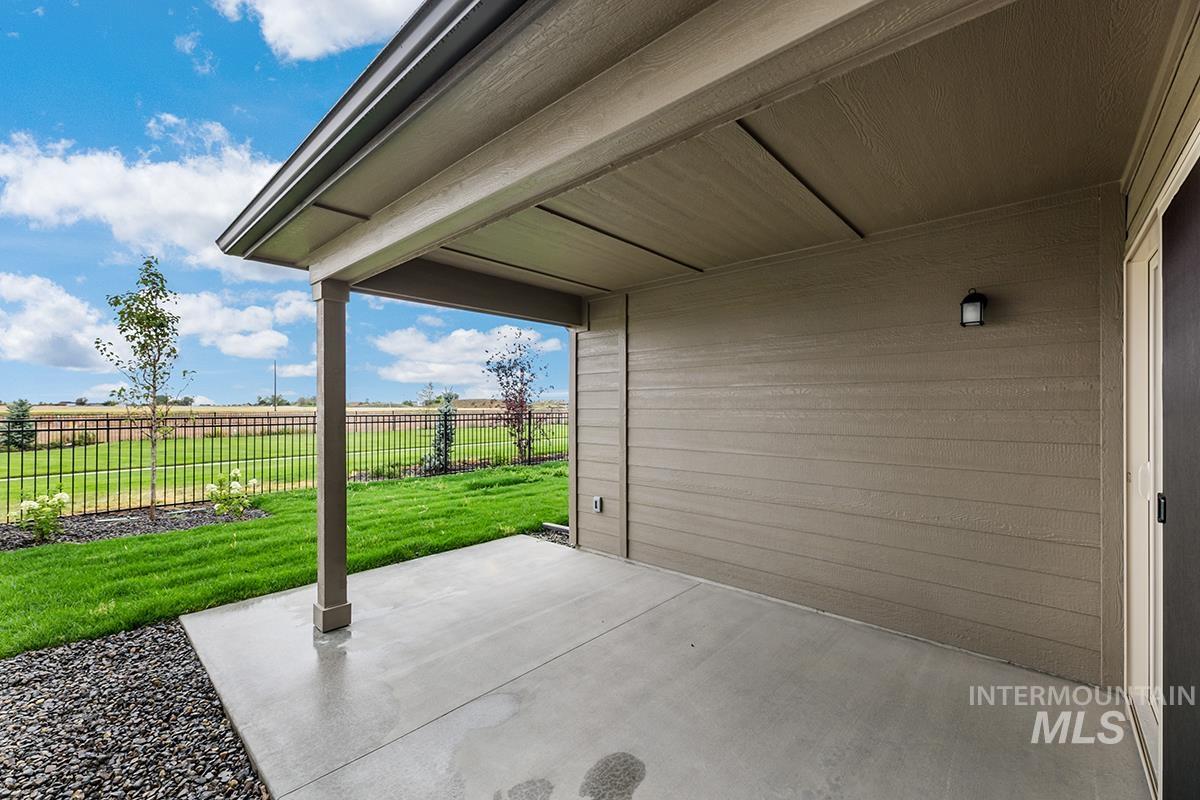 1753 E Hadler St., Meridian, Idaho 83642, 3 Bedrooms, 2 Bathrooms, Residential For Sale, Price $486,000, 98992806