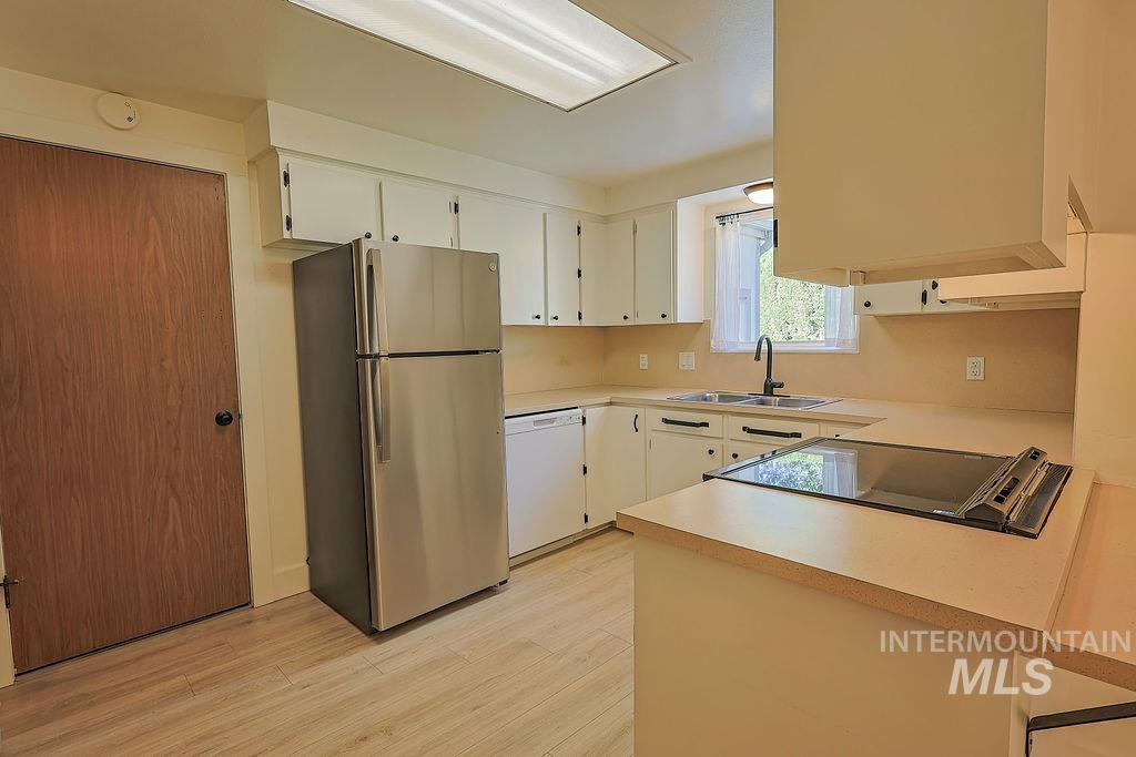 640 Morrison Street, Twin Falls, Idaho 83301, 2 Bedrooms, 2 Bathrooms, Residential For Sale, Price $318,500,MLS 98992808