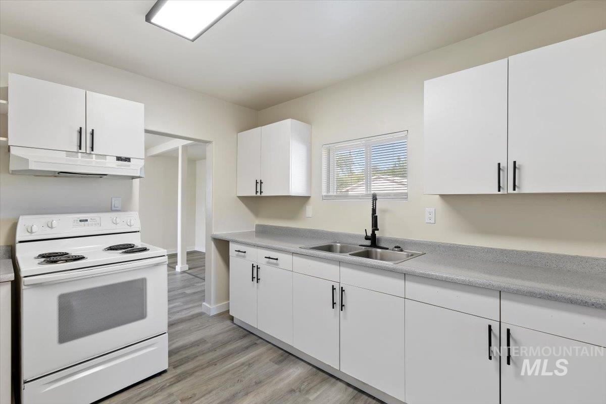2415 Canyon Creek Rd, Mountain Home, Idaho 83647-5939, 3 Bedrooms, 1 Bathroom, Residential For Sale, Price $319,900,MLS 98992810