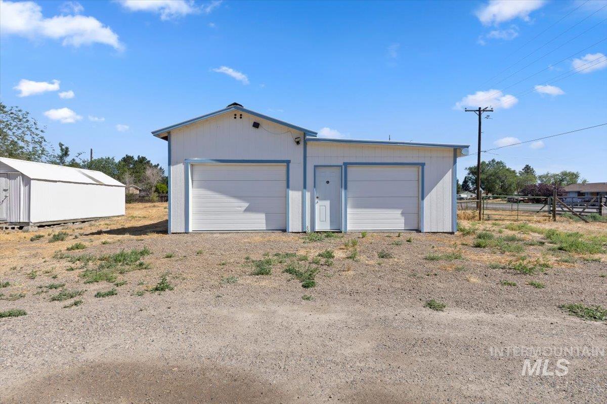 2415 Canyon Creek Rd, Mountain Home, Idaho 83647-5939, 3 Bedrooms, 1 Bathroom, Residential For Sale, Price $319,900,MLS 98992810