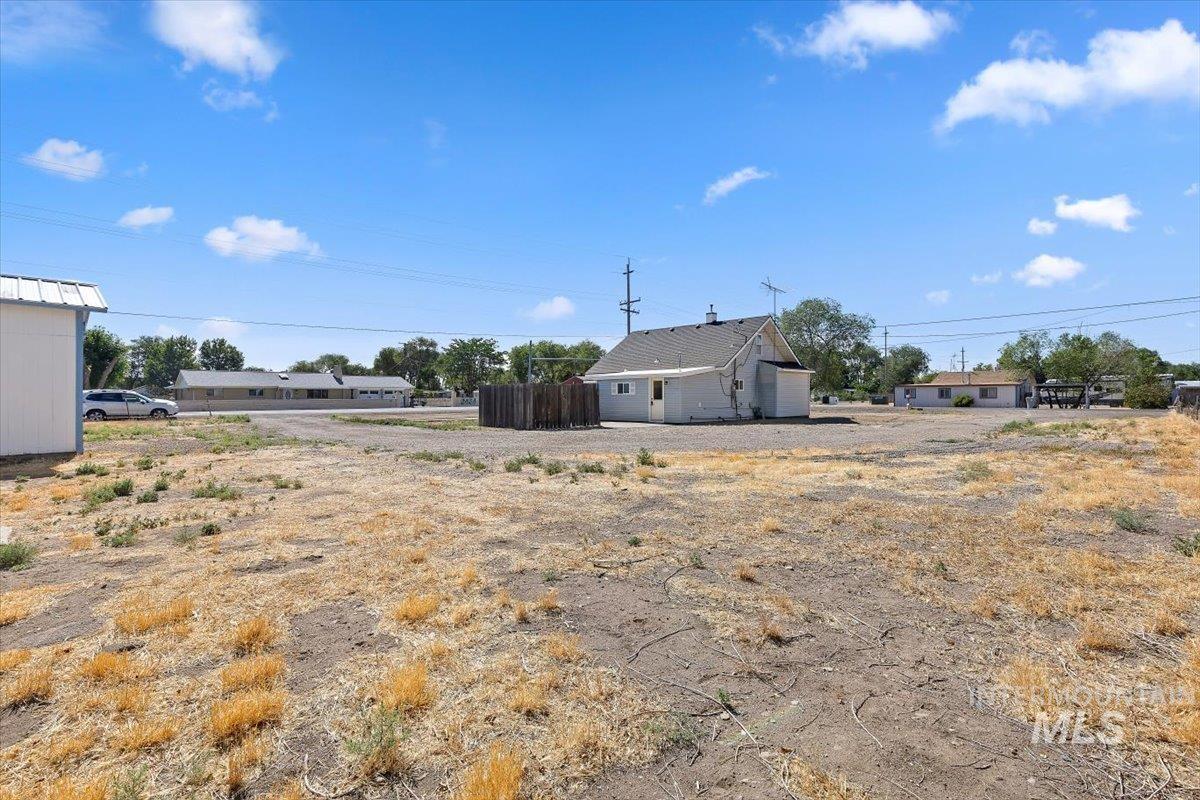 2415 Canyon Creek Rd, Mountain Home, Idaho 83647-5939, 3 Bedrooms, 1 Bathroom, Residential For Sale, Price $319,900,MLS 98992810