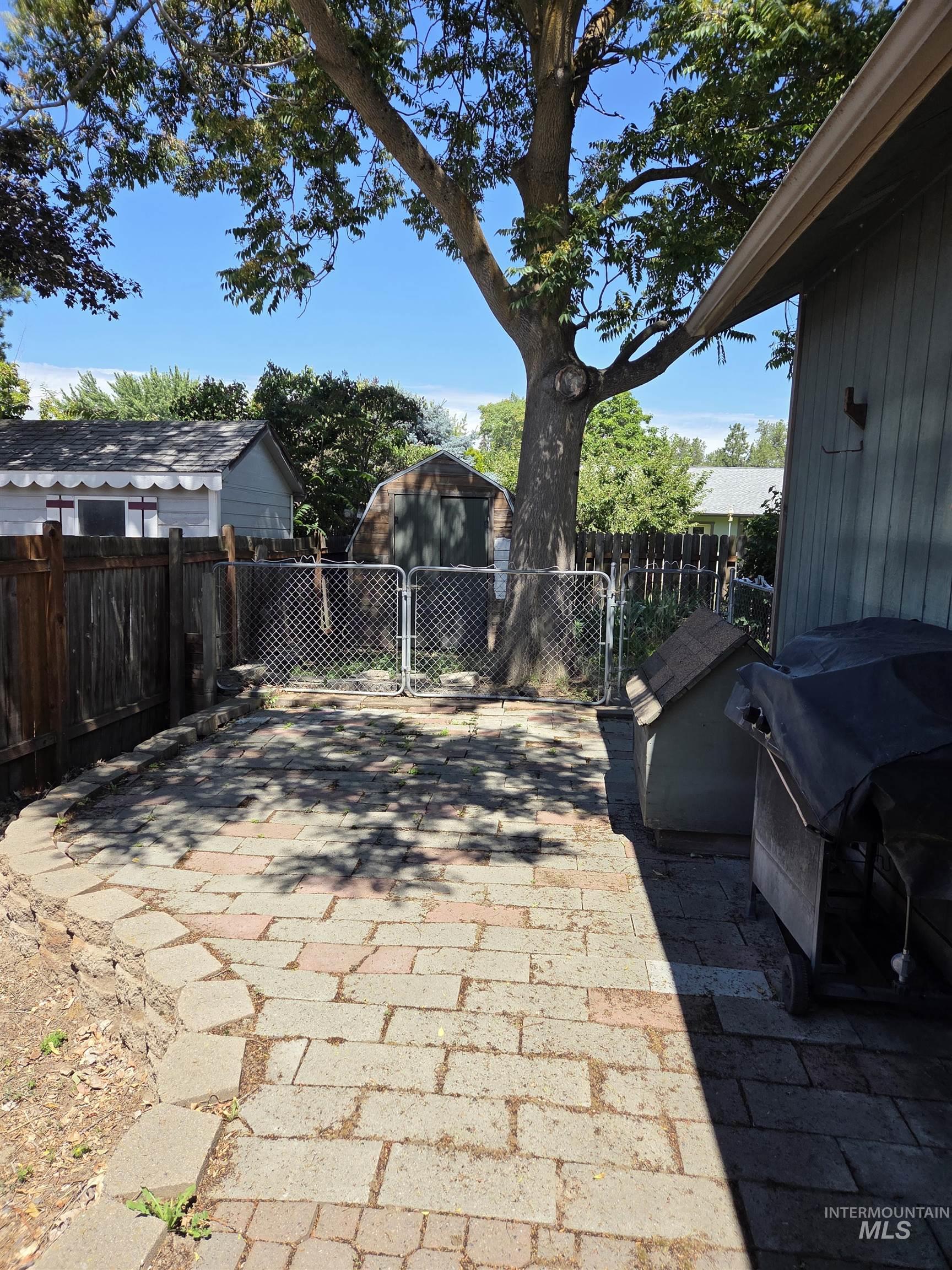 1829 Birch Avenue, Lewiston, Idaho 83501, 4 Bedrooms, 2 Bathrooms, Residential For Sale, Price $399,000, 98992819