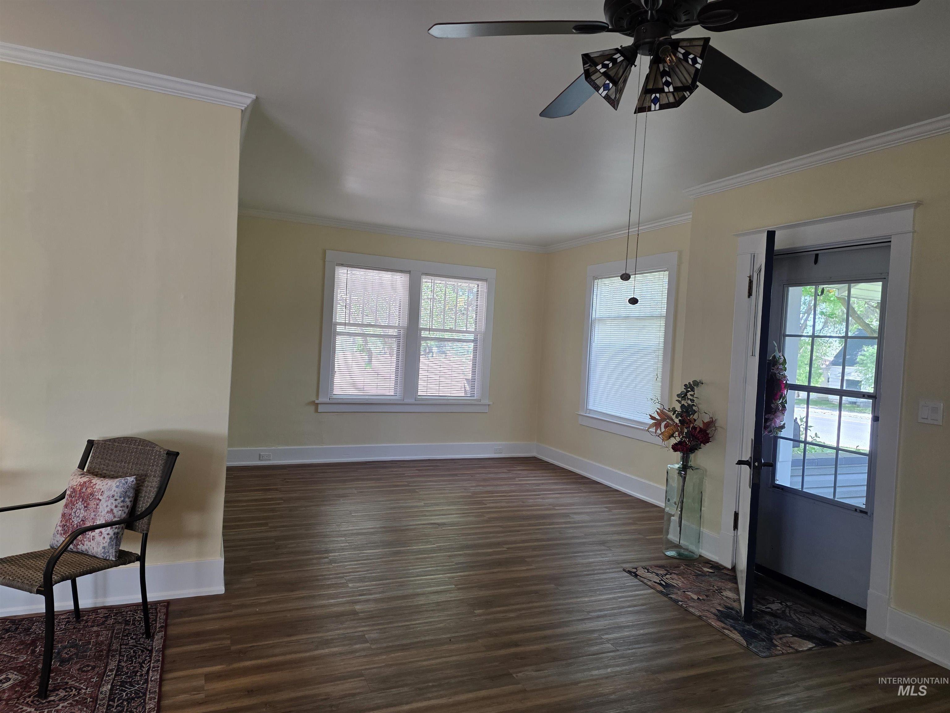 421 E Main, Jerome, Idaho 83338, 2 Bedrooms, 2 Bathrooms, Residential For Sale, Price $389,000, 98992820
