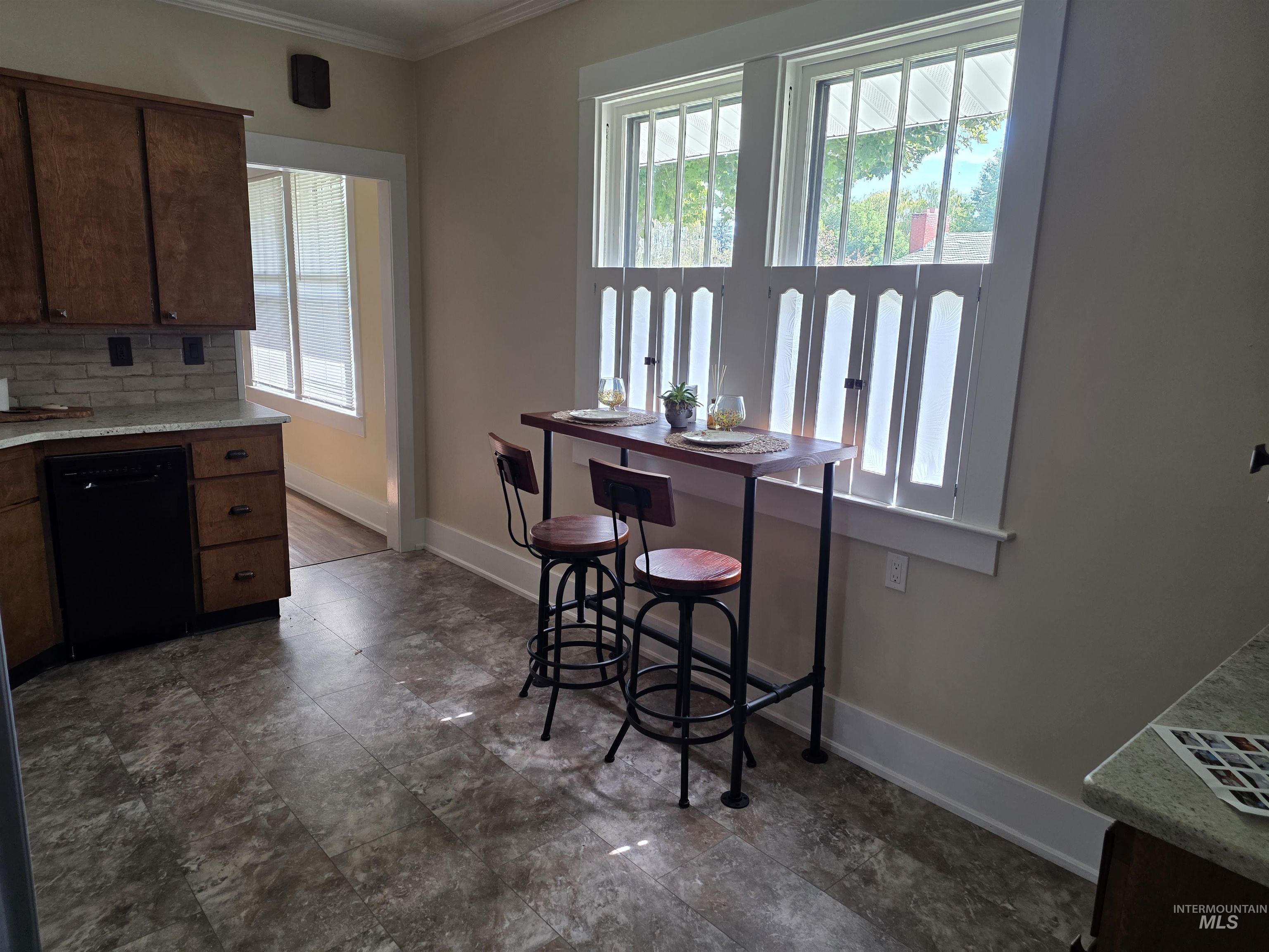 421 E Main, Jerome, Idaho 83338, 2 Bedrooms, 2 Bathrooms, Residential For Sale, Price $389,000,MLS 98992820