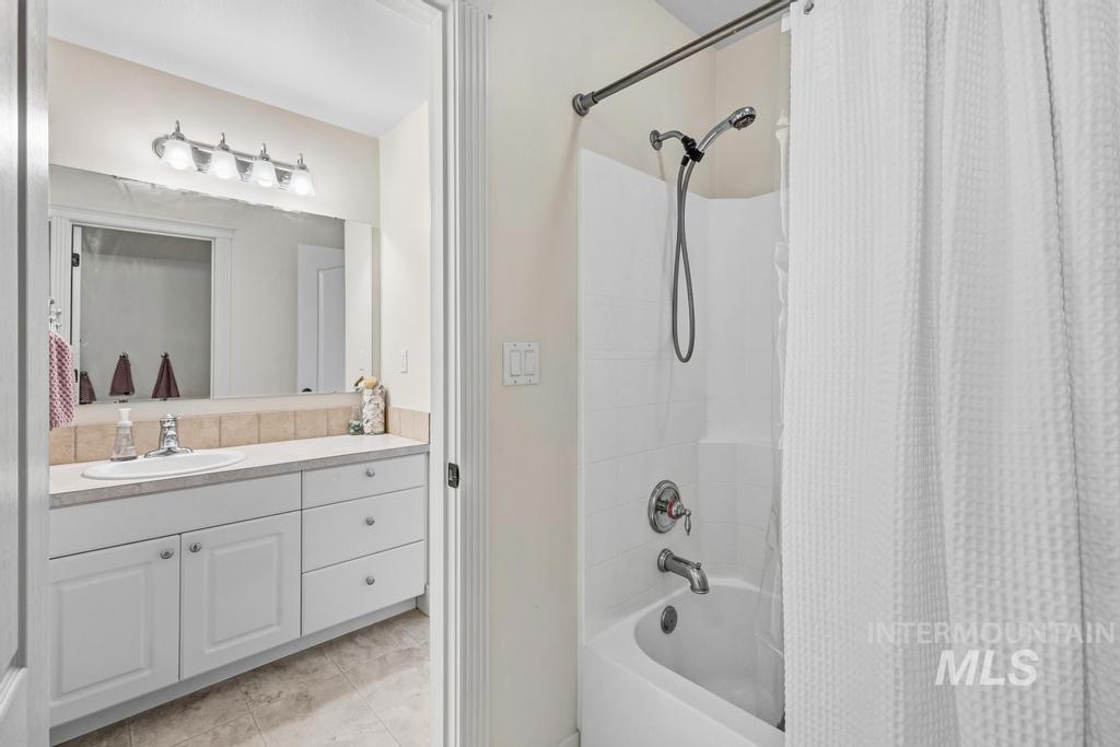 25157 Shadow Mountain Circle, Star, Idaho 83669, 5 Bedrooms, 4 Bathrooms, Residential For Sale, Price $1,350,000, 98992822