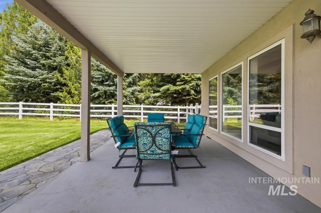 25157 Shadow Mountain Circle, Star, Idaho 83669, 5 Bedrooms, 4 Bathrooms, Residential For Sale, Price $1,350,000, 98992822