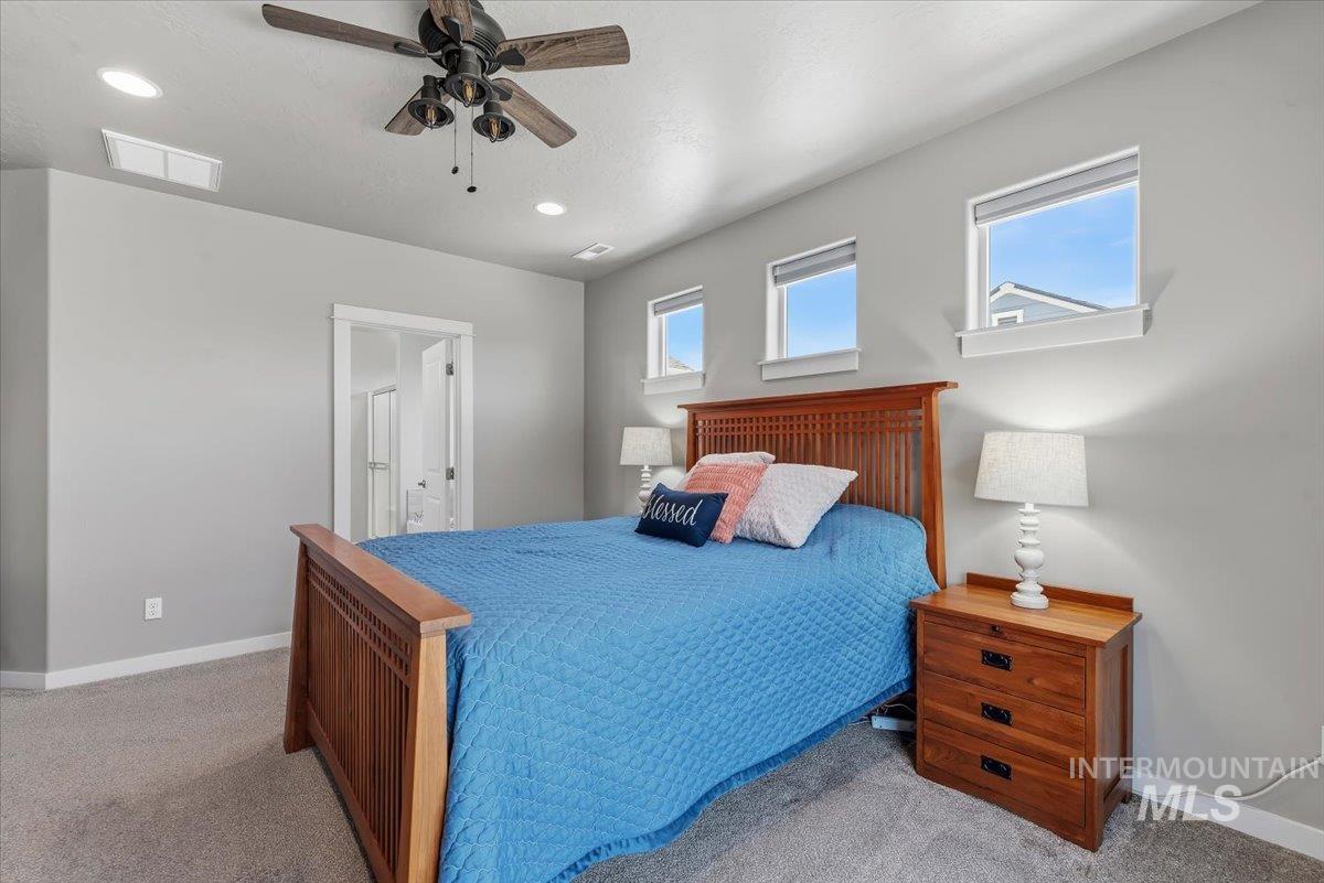 5585 E Upminster St., Nampa, Idaho 83687, 5 Bedrooms, 2.5 Bathrooms, Residential For Sale, Price $550,000,MLS 98992825