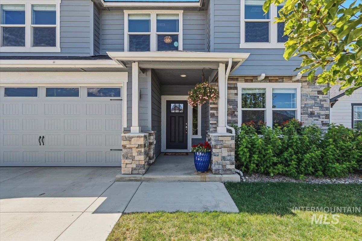 5585 E Upminster St., Nampa, Idaho 83687, 5 Bedrooms, 2.5 Bathrooms, Residential For Sale, Price $550,000,MLS 98992825