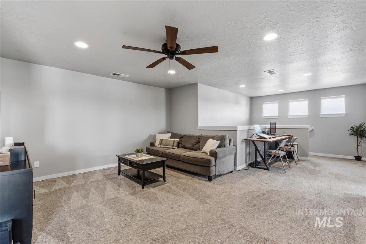 5585 E Upminster St., Nampa, Idaho 83687, 5 Bedrooms, 2.5 Bathrooms, Residential For Sale, Price $550,000,MLS 98992825