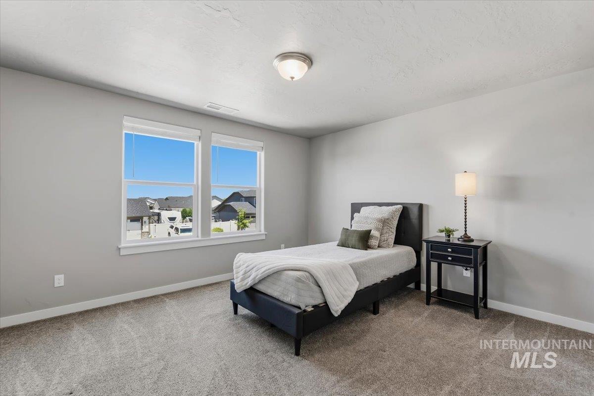 5585 E Upminster St., Nampa, Idaho 83687, 5 Bedrooms, 2.5 Bathrooms, Residential For Sale, Price $550,000,MLS 98992825