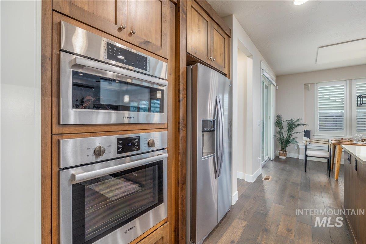 251 W Lockhart Lane, Meridian, Idaho 83646, 2 Bedrooms, 2 Bathrooms, Residential For Sale, Price $609,000,MLS 98992826