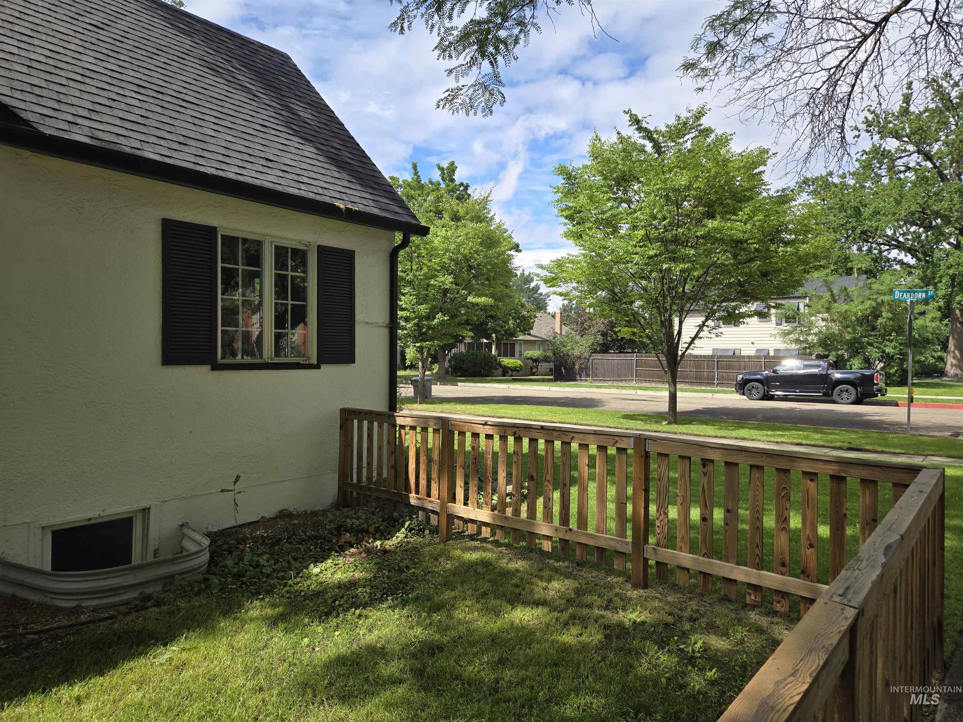 1922 Dearborn St., Caldwell, Idaho 83605, 3 Bedrooms, 2 Bathrooms, Residential For Sale, Price $389,900, 98992828