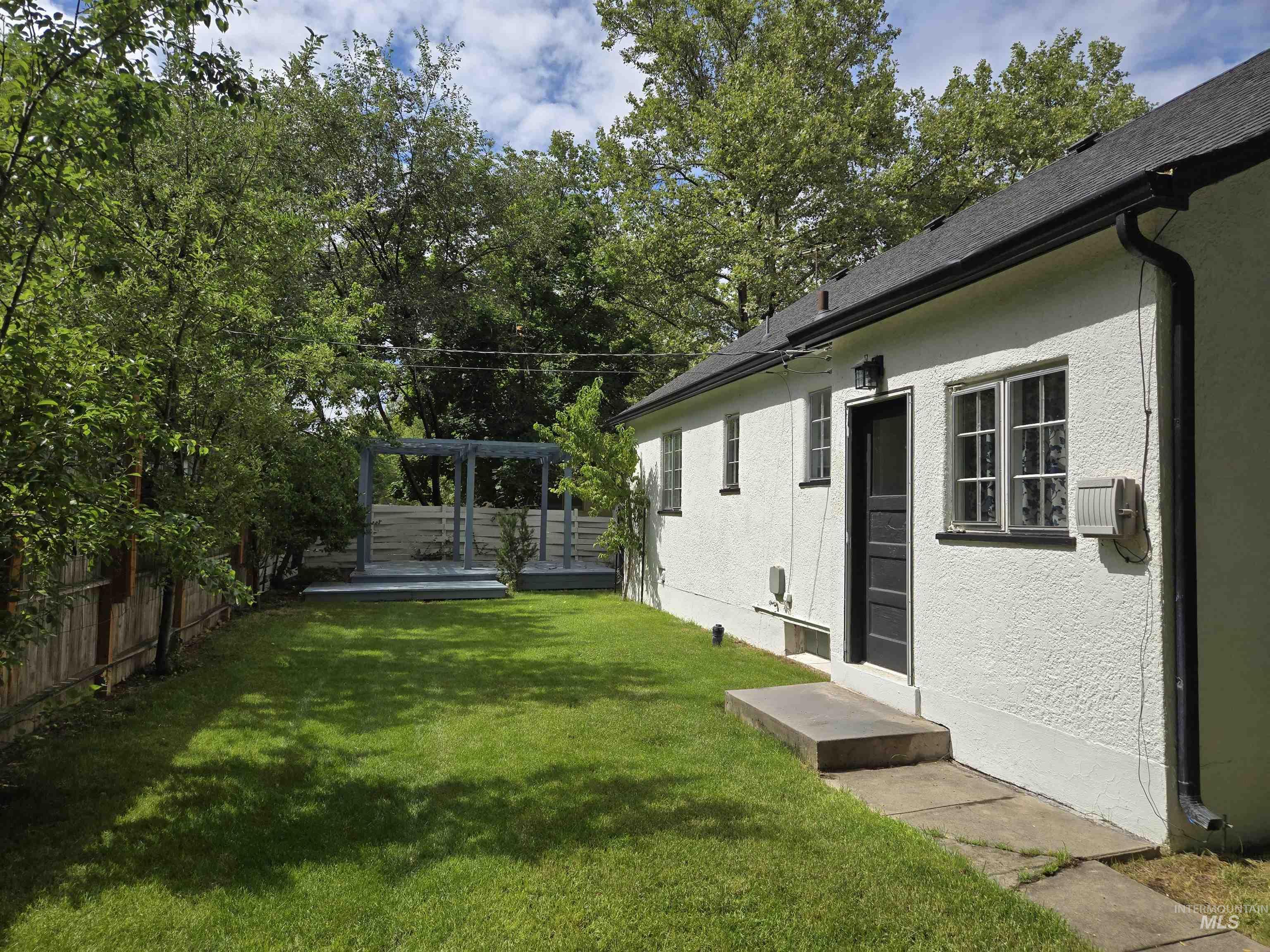 1922 Dearborn St., Caldwell, Idaho 83605, 3 Bedrooms, 2 Bathrooms, Residential For Sale, Price $389,900, 98992828