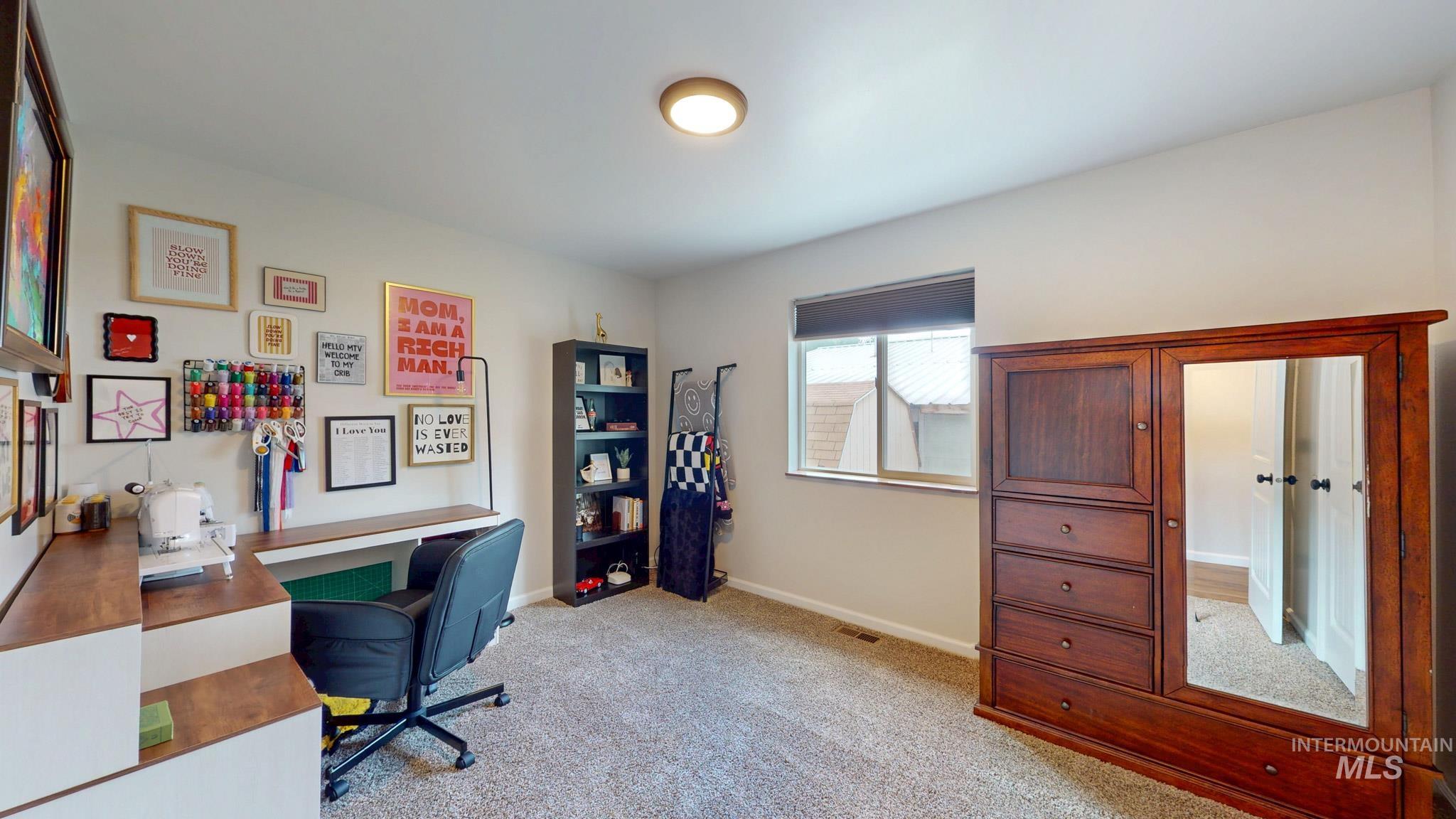 1017 Colorado Street, Gooding, Idaho 83330, 3 Bedrooms, 2 Bathrooms, Residential For Sale, Price $290,000, 98992830