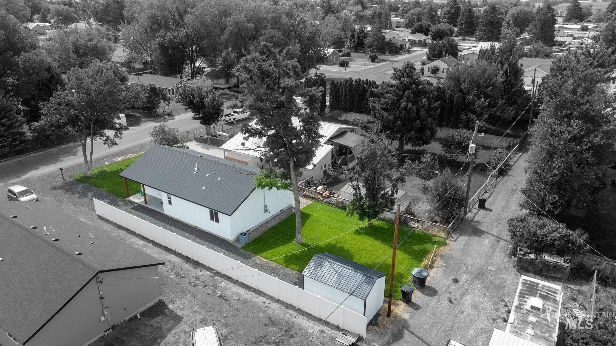 1017 Colorado Street, Gooding, Idaho 83330, 3 Bedrooms, 2 Bathrooms, Residential For Sale, Price $290,000, 98992830