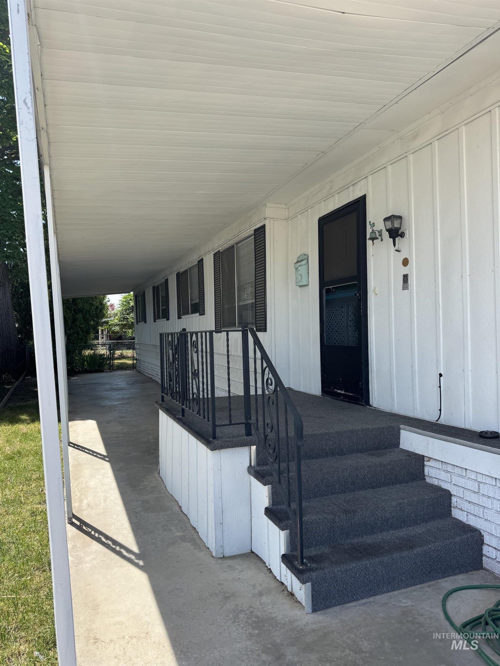 10621 W Abram Ln, Boise, Idaho 83713, 2 Bedrooms, 2 Bathrooms, Residential For Sale, Price $77,000, 98992831