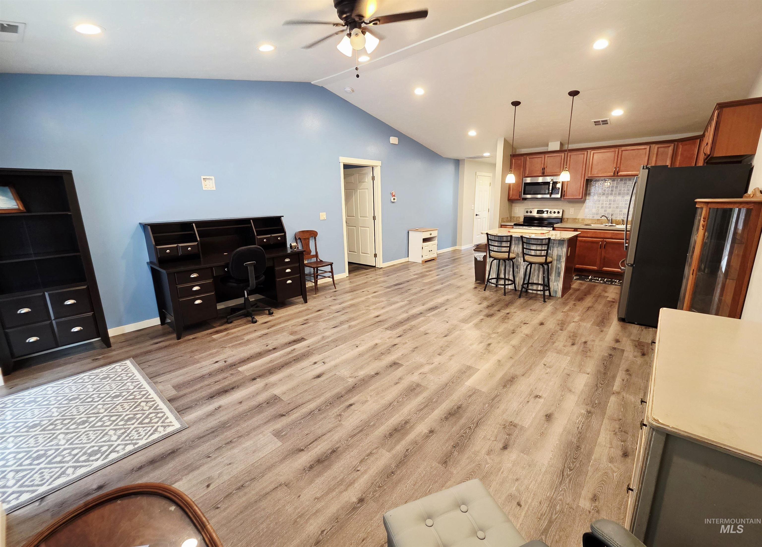 3438 5th St, Lewiston, Idaho 83501, 2 Bedrooms, 2 Bathrooms, Residential For Sale, Price $297,000, 98992832