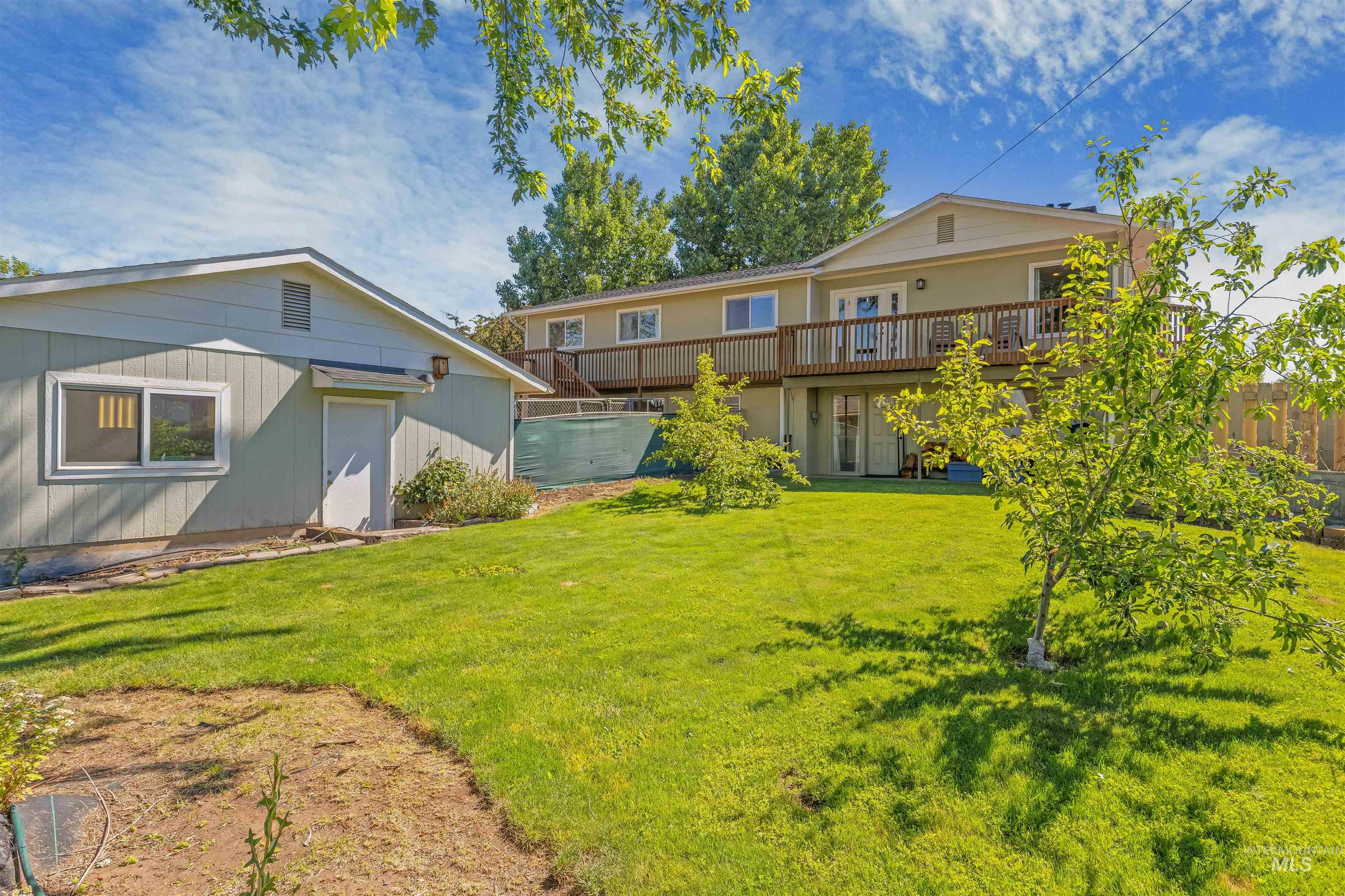 1303 Hemlock Avenue, Lewiston, Idaho 83501, 5 Bedrooms, 3 Bathrooms, Residential For Sale, Price $579,000,MLS 98992834