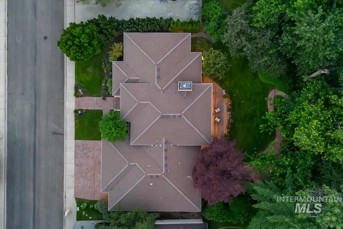 3430 N Plantation River Dr, Garden City, Idaho 83703, 3 Bedrooms, 3 Bathrooms, Residential For Sale, Price $1,230,000,MLS 98992835