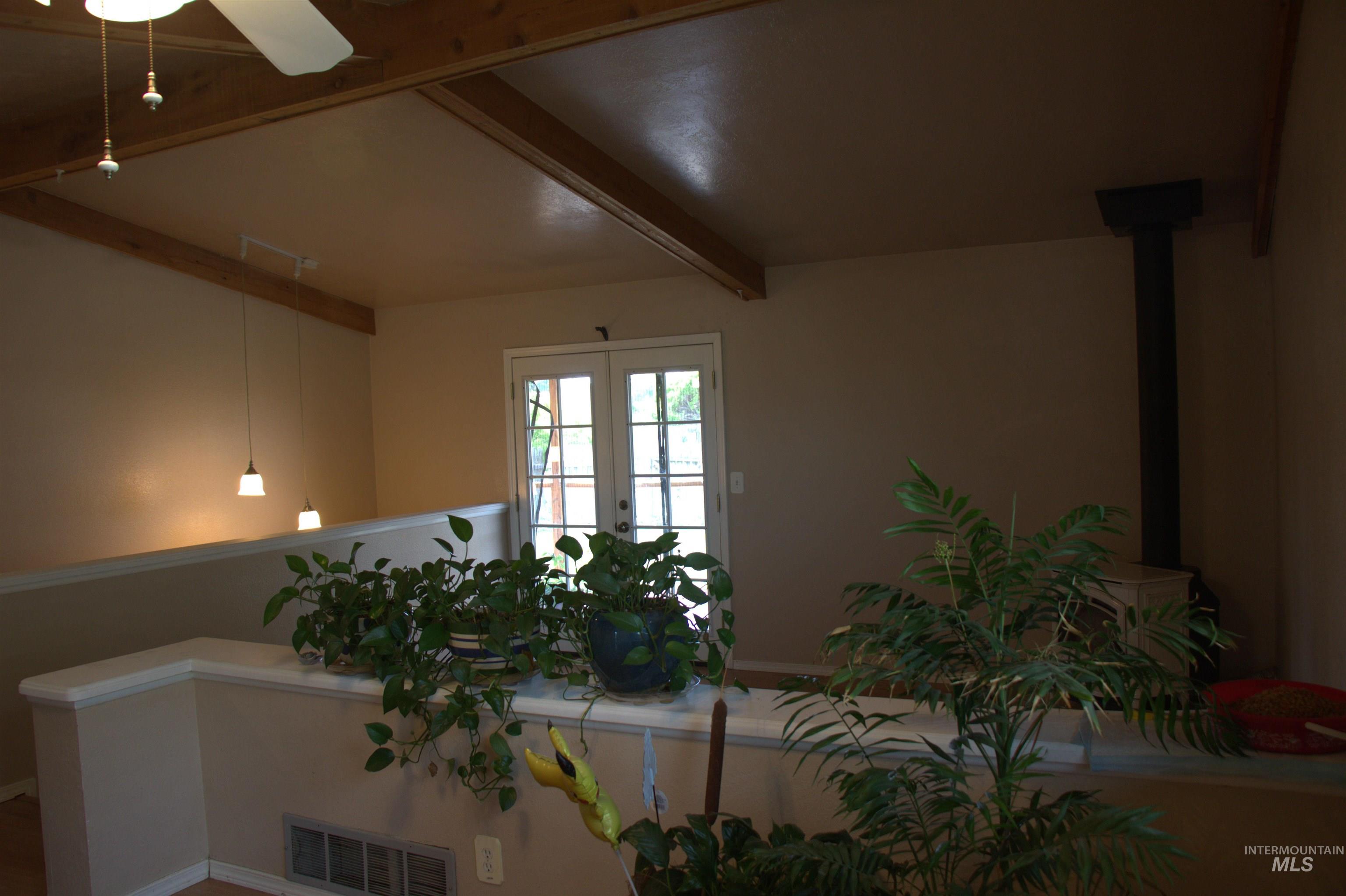 1638 SW 1st PL, Ontario, Oregon 97914, 4 Bedrooms, 2 Bathrooms, Residential For Sale, Price $315,000,MLS 98992839