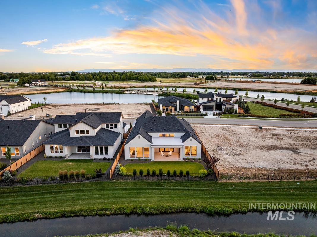 7026 Saddle Bred Way, Star, Idaho 83669, 3 Bedrooms, 3.5 Bathrooms, Residential For Sale, Price $1,109,900,MLS 98992840