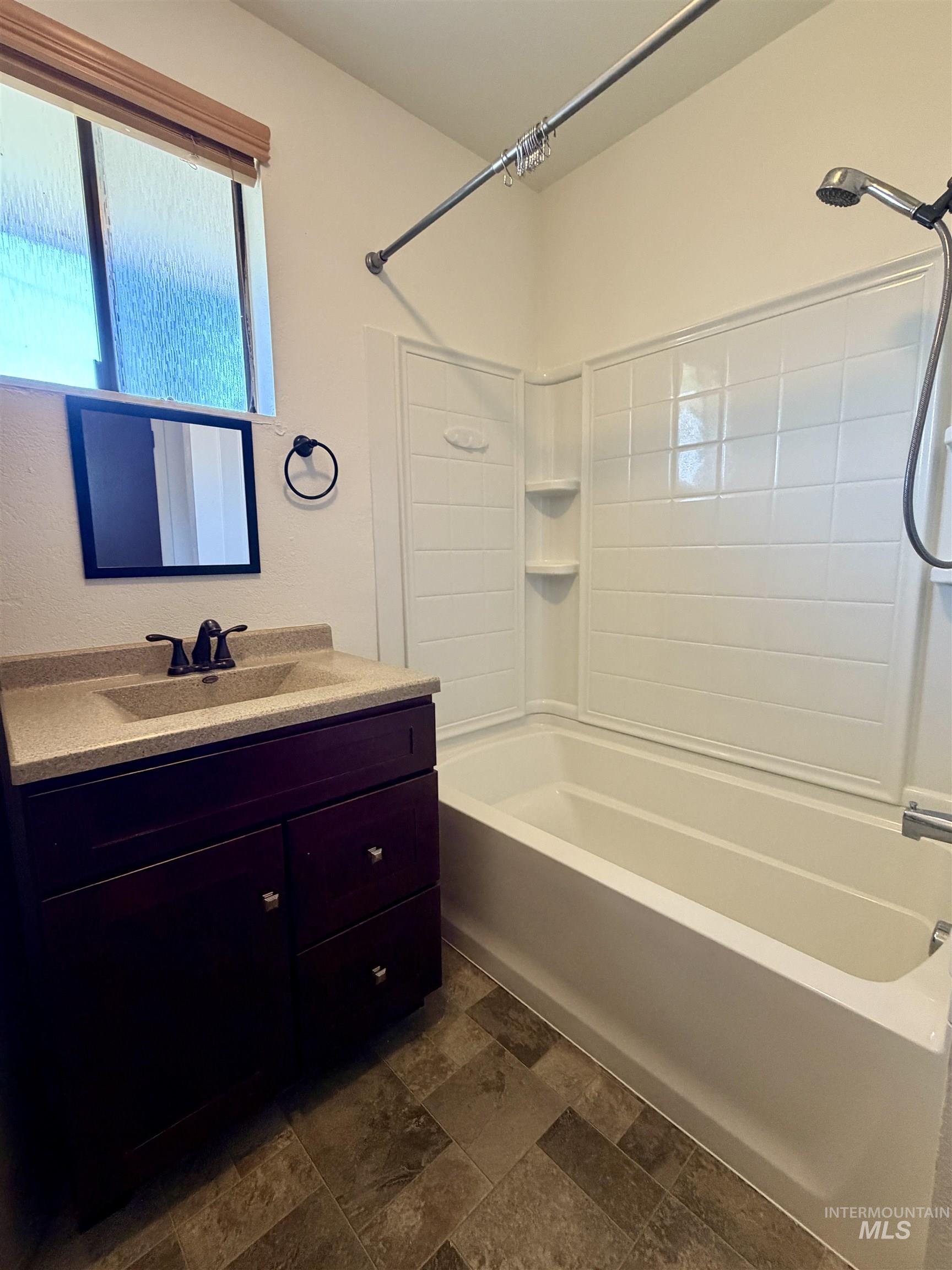 509/511 Jefferson, Moscow, Idaho 83843, 1 Bedroom, 1 Bathroom, Residential Income For Sale, Price $369,000,MLS 98992857