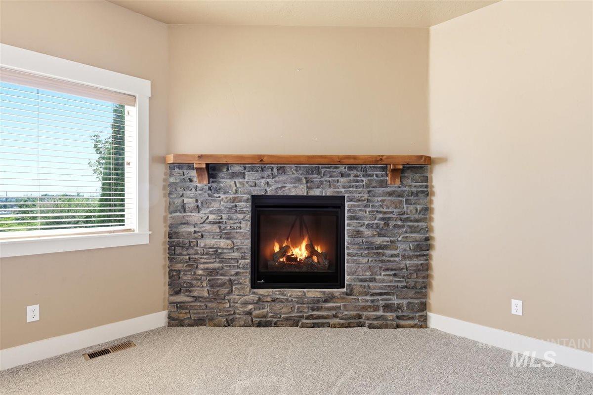 12876 S Salorgne Way, Nampa, Idaho 83686, 3 Bedrooms, 2 Bathrooms, Residential For Sale, Price $499,900,MLS 98992867