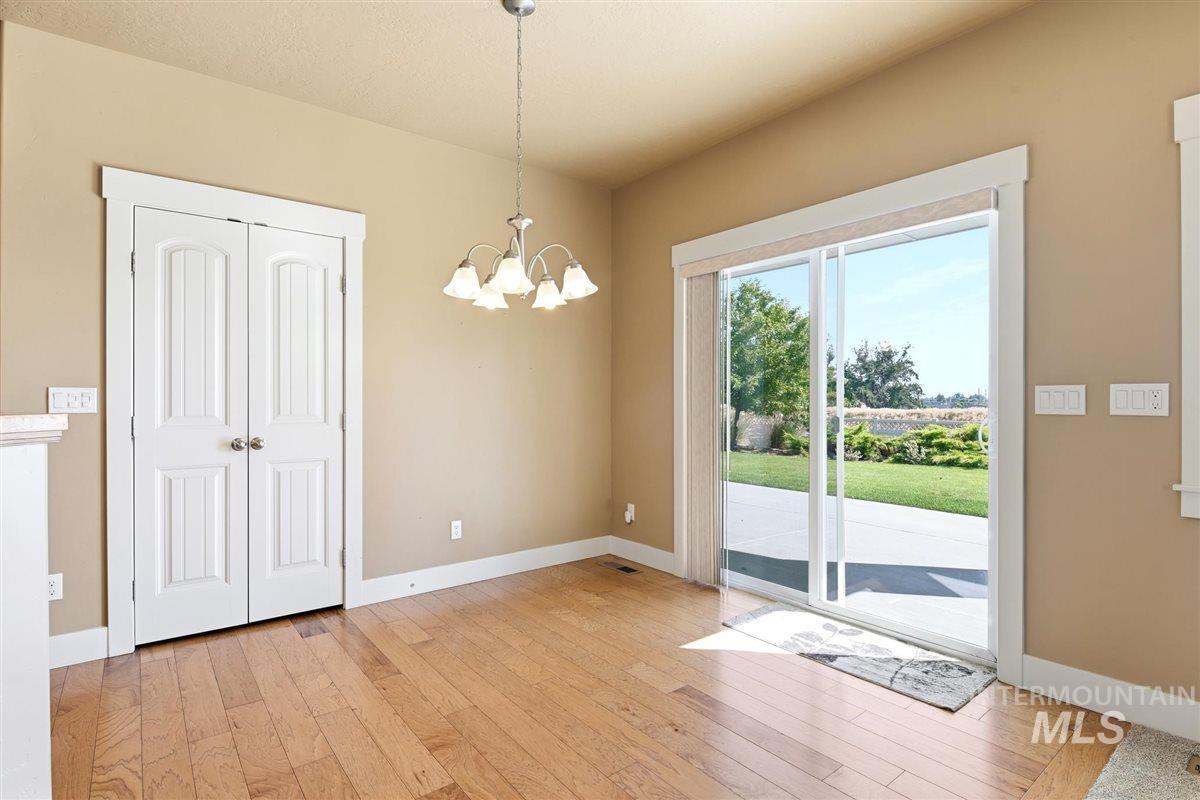 12876 S Salorgne Way, Nampa, Idaho 83686, 3 Bedrooms, 2 Bathrooms, Residential For Sale, Price $499,900,MLS 98992867