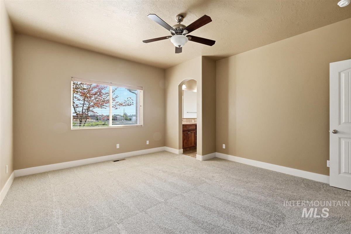 12876 S Salorgne Way, Nampa, Idaho 83686, 3 Bedrooms, 2 Bathrooms, Residential For Sale, Price $499,900,MLS 98992867