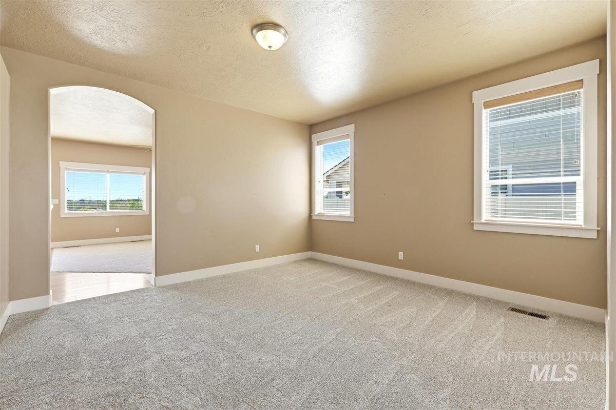 12876 S Salorgne Way, Nampa, Idaho 83686, 3 Bedrooms, 2 Bathrooms, Residential For Sale, Price $499,900,MLS 98992867