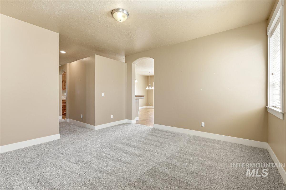 12876 S Salorgne Way, Nampa, Idaho 83686, 3 Bedrooms, 2 Bathrooms, Residential For Sale, Price $499,900,MLS 98992867