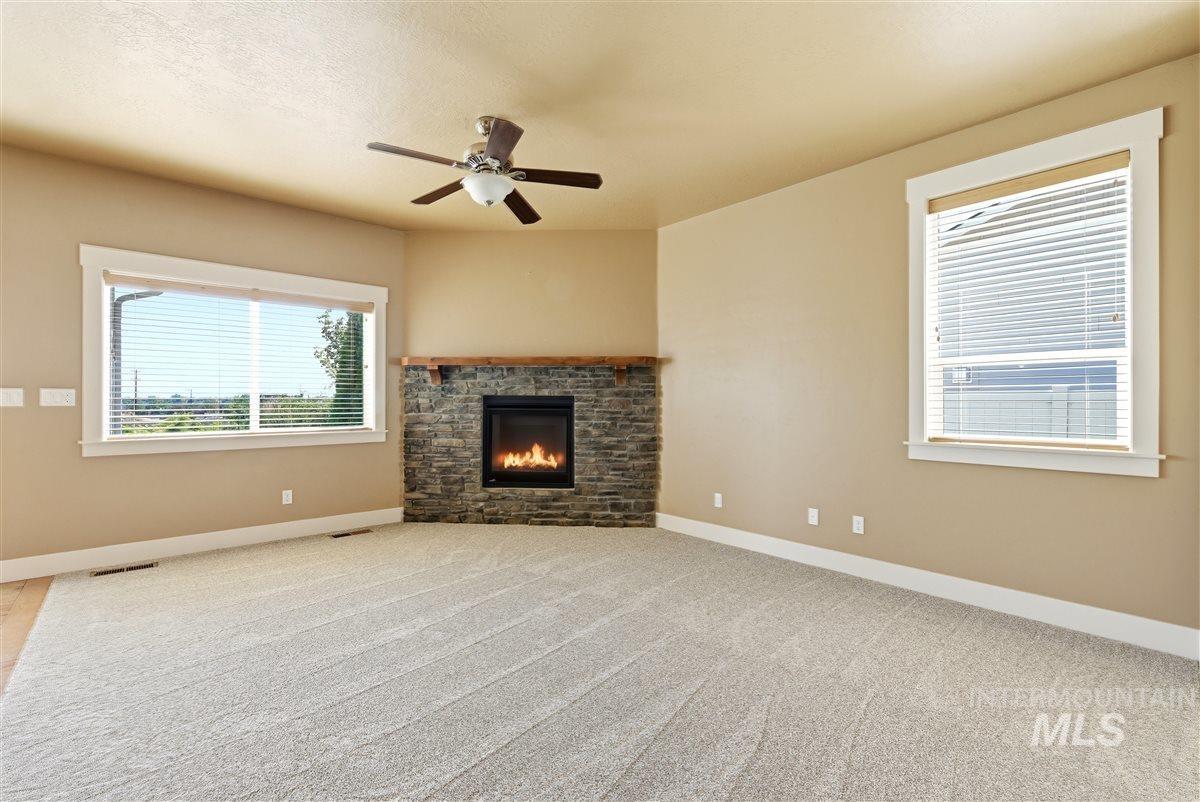 12876 S Salorgne Way, Nampa, Idaho 83686, 3 Bedrooms, 2 Bathrooms, Residential For Sale, Price $499,900,MLS 98992867