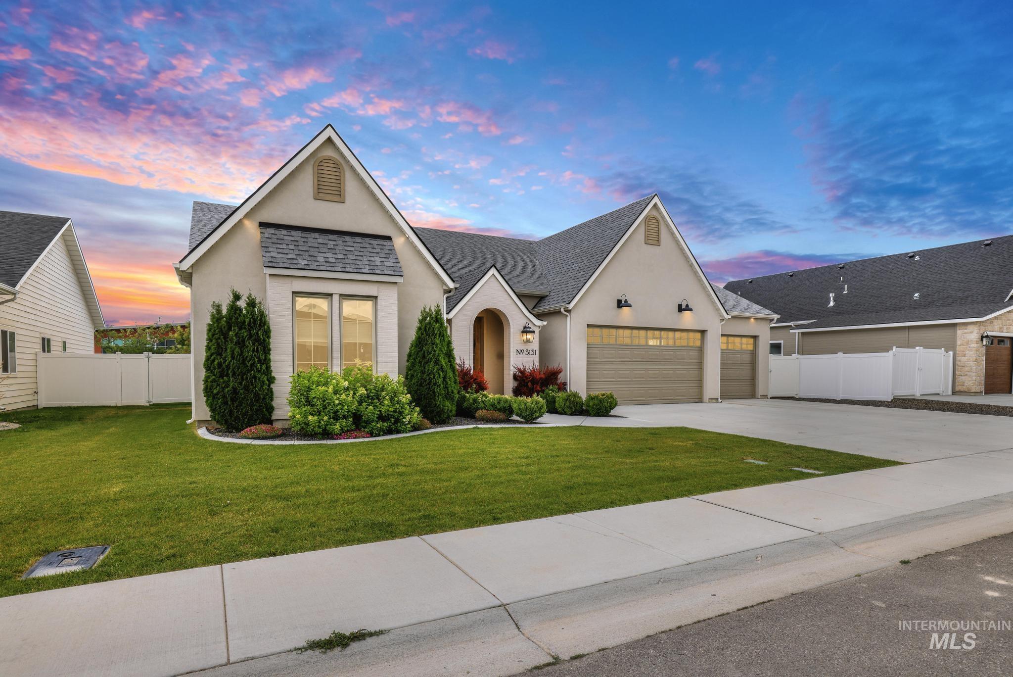 3131 Moonrise Rd, Twin Falls, Idaho 83301, 4 Bedrooms, 2.5 Bathrooms, Residential For Sale, Price $750,000,MLS 98992890